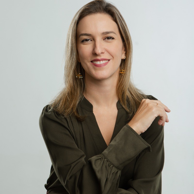 Vivian Rio Stella (Consultoria)